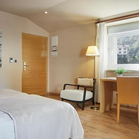 Otel Iraipe Santuario De Arantzazu Oñate