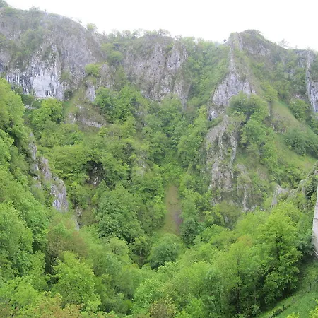 Iraipe Santuario De Arantzazu