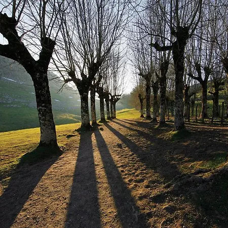 Iraipe Santuario De Arantzazu Отель 3*