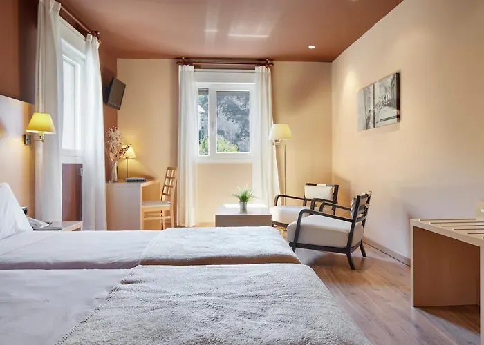 Hotel Iraipe Santuario De Arantzazu 3*