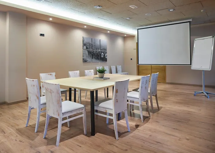 Hotel Iraipe Santuario De Arantzazu Oñate