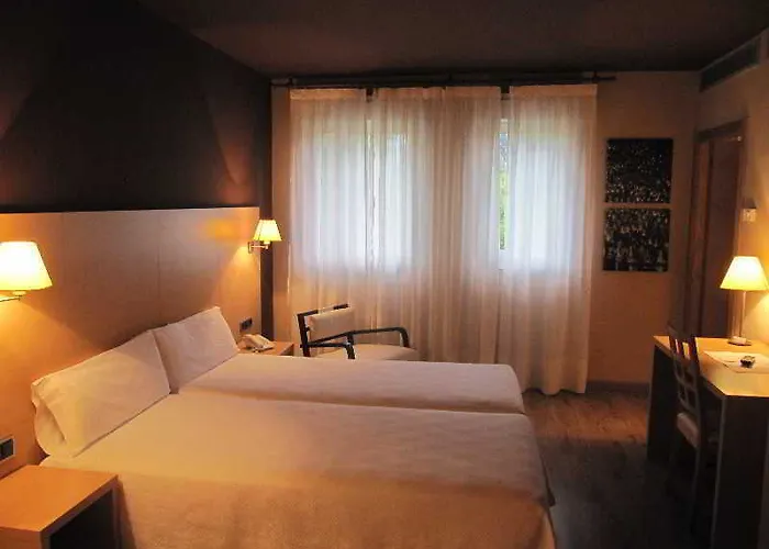 Iraipe Santuario De Arantzazu Hotel 3*