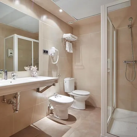 Hotel Iraipe Santuario De Arantzazu 3*