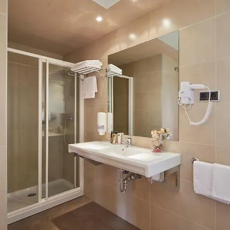 Iraipe Santuario De Arantzazu Hotel