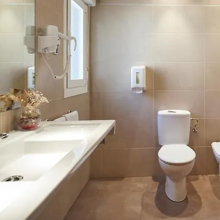 Iraipe Santuario De Arantzazu Hotel