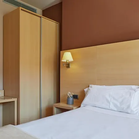 Hotel Iraipe Santuario De Arantzazu 3*