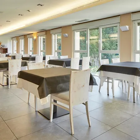 Iraipe Santuario De Arantzazu Hotel Oñate