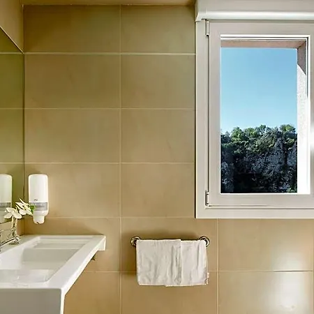 فندق Iraipe Santuario De Arantzazu 3*