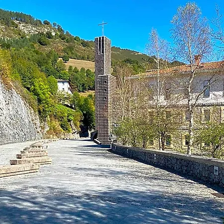 Hotel Iraipe Santuario De Arantzazu 3*